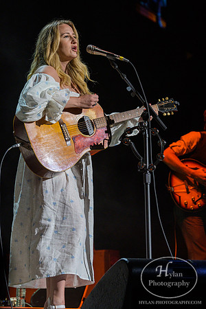 MargoPrice-HylanPhotography-PPLCenter-CatCountry96-194949.jpg