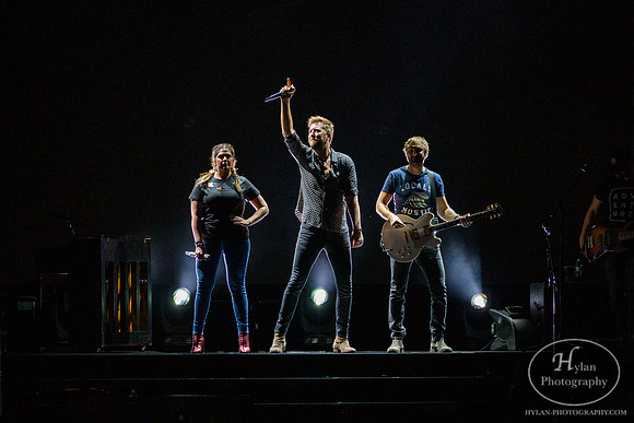 LadyAntebellum-HylanPhotography-Musifest2019-CatCountry96-203017.jpg