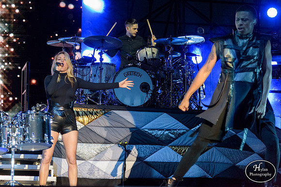 EllieGoulding-HylanPhotography-SandsBethlehemEventCenter-WLEV-04.jpg