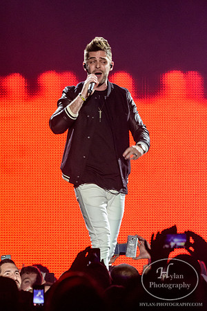 ThomasRhett-HylanPhotography-MoheganSunArenaPa-CatCountry-03-3.jpg