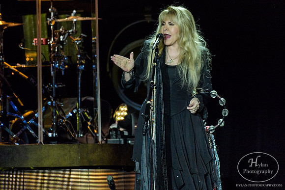 StevieNicks-HylanPhotography-SandsEventCenter-WLEV-02.jpg