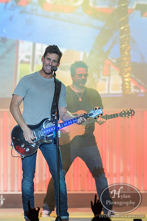 JakeOwen-HylanPhotography-AllentownFair2016-CatCountry-202646.jpg