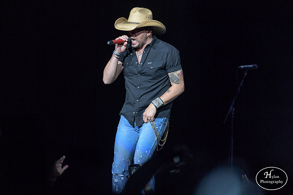 JasonAldean-HylanPhotography-PPLCenter-CatCountry-212938.jpg