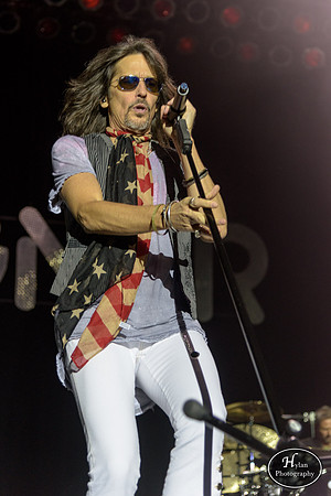 Foreigner-HylanPhotography-SandsEventCenter-WLEV-01.jpg