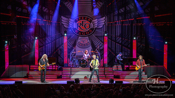 REOSpeedwagon-HylanPhotography-FMKirbyCenter-WLEV-205446.jpg