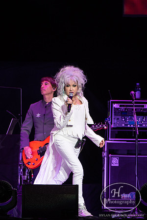 CyndiLauper-HylanPhotography-PPLCenter-WLEV-194010.jpg