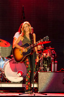 Sheryl-Crow-Hylan-Musikfest-2014-1.jpg