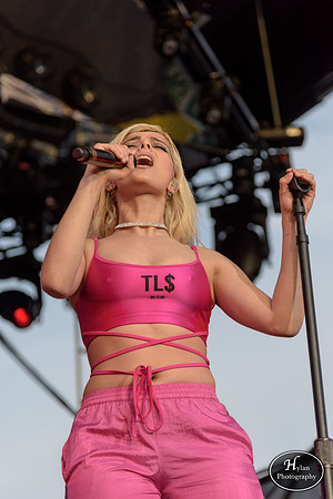 BebeRexha-HylanPhotography-SandsBethlehemEventCenter-WLEV-191916.jpg