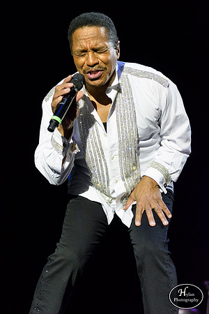 TheJacksons-HylanPhotography-SandsBethlehemEventCenter-WLEV-231418.jpg