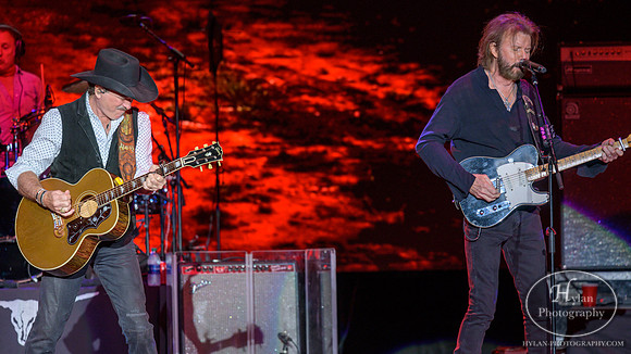 Brooks&Dunn-HylanPhotography-AllentownFair2019-WLEV-2-7.jpg