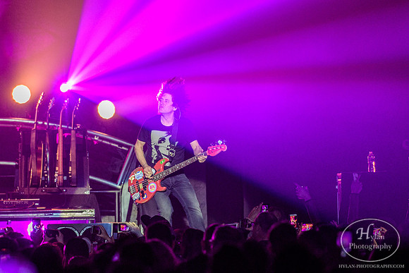GooGooDolls-HylanPhotography-SandsEventCenter-WLEV-213030.jpg