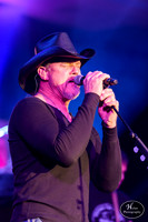 TraceAdkins-HylanPhotography-MoheganSunPocono-CatCountry-211210.jpg