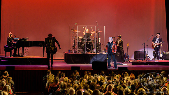 AirSupply-FMKirby-WLEV-3982.jpg