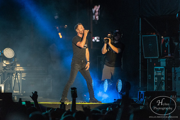 DierksBentley-HylanPhotography-Musikfest2018-CatCountry-2-12.jpg