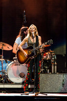 Sheryl-Crow-Hylan-Musikfest-2014-6.jpg