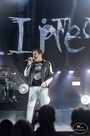 DuranDuran-HylanPhotography-SandsBethlehemEventCenter-WLEV-210834.jpg