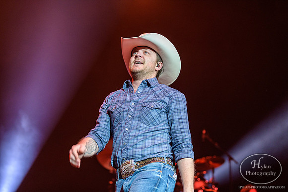JustinMoore-HylanPhotography-MoheganPa-CatCountry96-204836.jpg