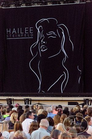 HaileeSteinfeld-HylanPhotography-AllentownFair2016-WLEV-193720.jpg