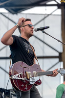 BrothersOsborne-HylanPhotography-AllentownFair2016-CatCountry-01-2.jpg