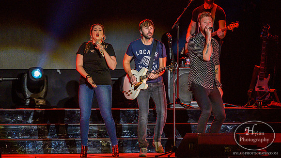 LadyAntebellum-HylanPhotography-Musifest2019-CatCountry96-2-4.jpg
