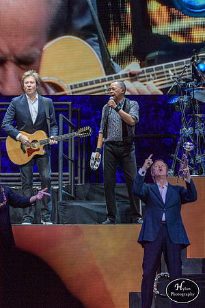 Chicago-EarthWind&Fire-HylanPhotography-PPLCenter-WLEV-195131.jpg