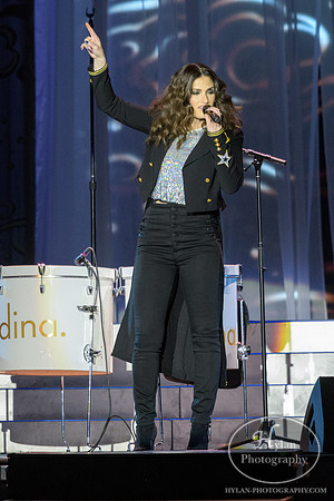 IdinaMenzel-HylanPhotography-WCEC-WLEV-202447.jpg