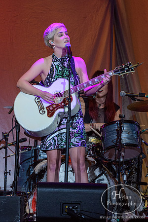 MaggieRose-HylanPhotography-PPLCenter-WLEV-194554.jpg
