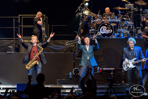 Chicago-EarthWind&Fire-HylanPhotography-PPLCenter-WLEV-200021.jpg