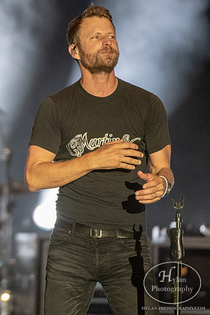 DierksBentley-HylanPhotography-Musikfest2018-CatCountry-204657.jpg