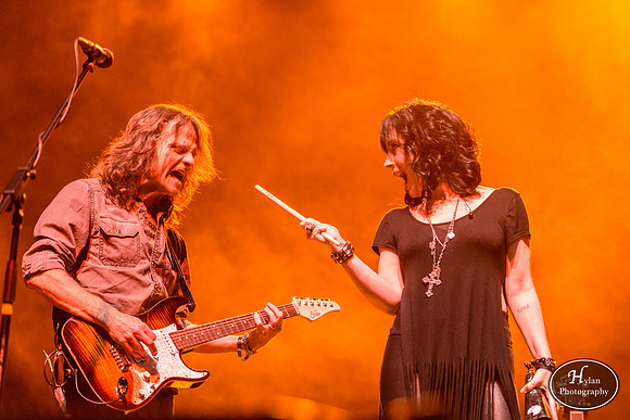 Starship featuring Mickey Thomas