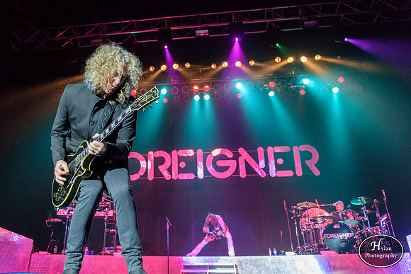 Foreigner-HylanPhotography-SandsEventCenter-WLEV-201934.jpg