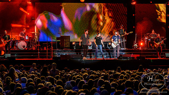 LadyAntebellum-HylanPhotography-Musifest2019-CatCountry96-203254.jpg