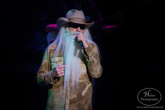 OakRidgeBoys-HylanPhotography-FMKirby-CatCountry96-195323.jpg