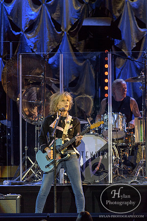 ThePretenders-HylanPhotography-SandsEventCenter-WLEV-192156.jpg