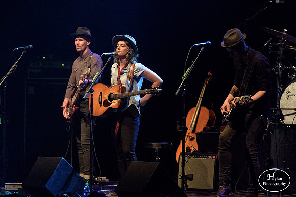 BrandiCarlile-HylanPhotography-SandsBethlehemEventCenter-211011.jpg
