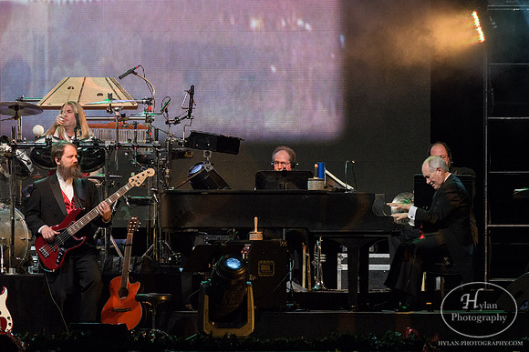 MannheimSteamroller-HylanPhotography-SandsEventCenter-WLEV-01.jpg