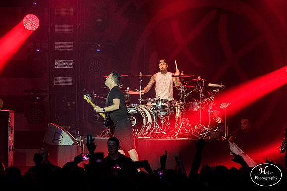 Blink-182-HylanPhotography-SandsBethlehemEventCenter-203738.jpg