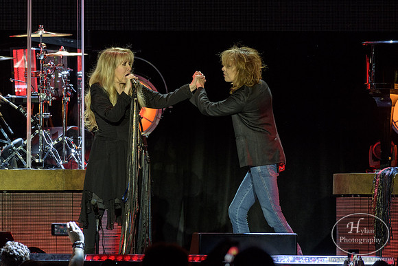 StevieNicks-HylanPhotography-SandsEventCenter-WLEV-01-6.jpg