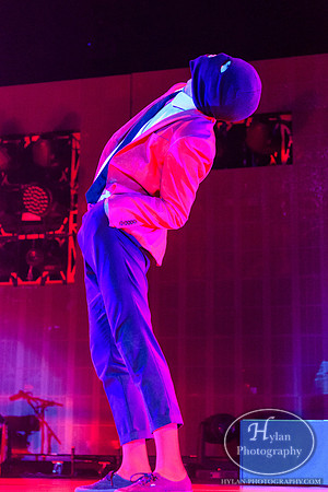 TwentyOnePilots-HylanPhotography-PPLCenter-WLEV-01-7.jpg