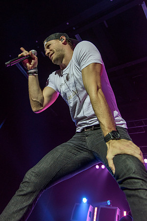 Chase-Rice-Hylan-Sands-Bethlehem-Event-Center-18.jpg