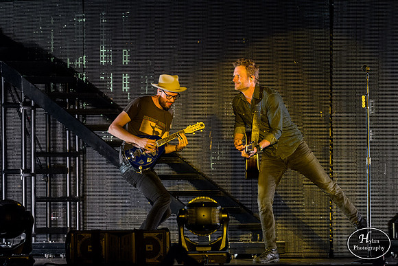 DierksBentley-HylanPhotography-Musikfest2016-CatCountry-02-3.jpg