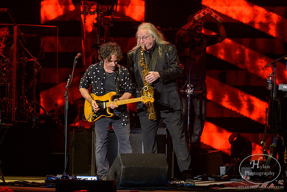 Hall&Oates-HylanPhotography-AllentownFair2019-WLEV-205311.jpg