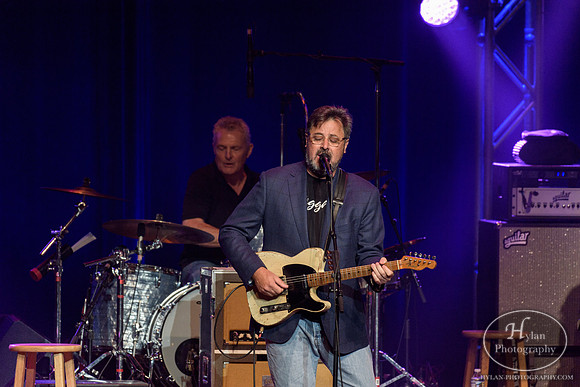 VinceGill-HylanPhotography-FMKirby-CatCountry96-194211.jpg