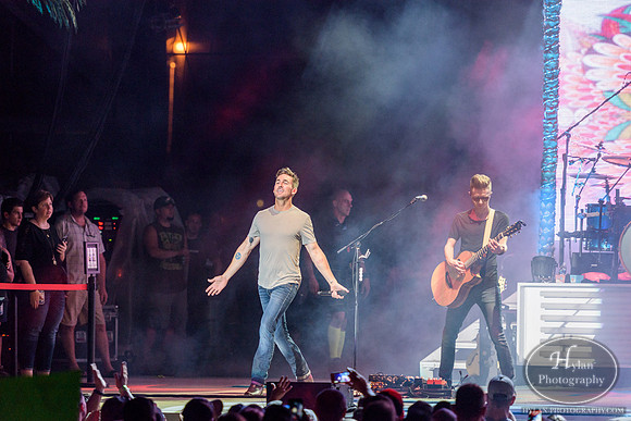 JakeOwen-HylanPhotography-AllentownFair2016-CatCountry-201858.jpg