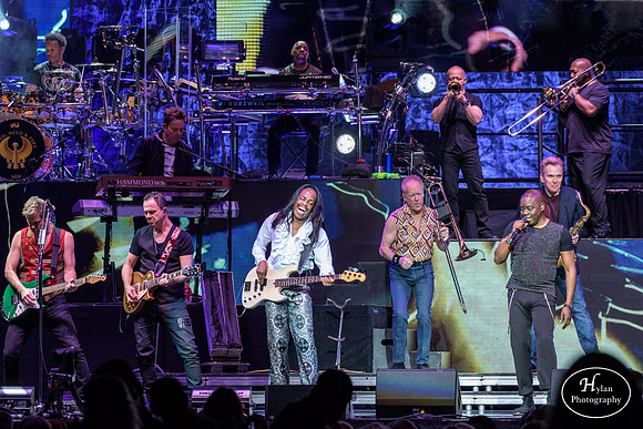 Chicago-EarthWind&Fire-HylanPhotography-PPLCenter-WLEV-195653.jpg