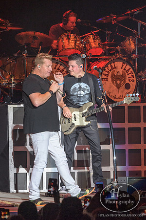 RascalFlatts-HylanPhotography-AllentownFair17-CatCountry96-200941.jpg
