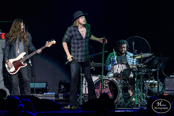 AThousandHorses-HylanPhotography-PPLCenter-CatCountry-193450.jpg