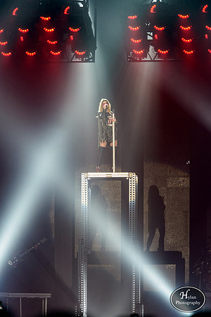 ShaniaTwain-HylanPhotography-PPLCenter-CatCountry-WLEV-01-4.jpg