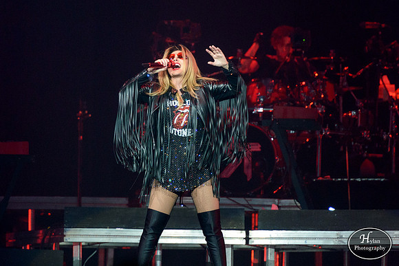 ShaniaTwain-HylanPhotography-PPLCenter-CatCountry-WLEV-204928.jpg