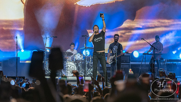 DierksBentley-HylanPhotography-Musikfest2018-CatCountry-2-13.jpg